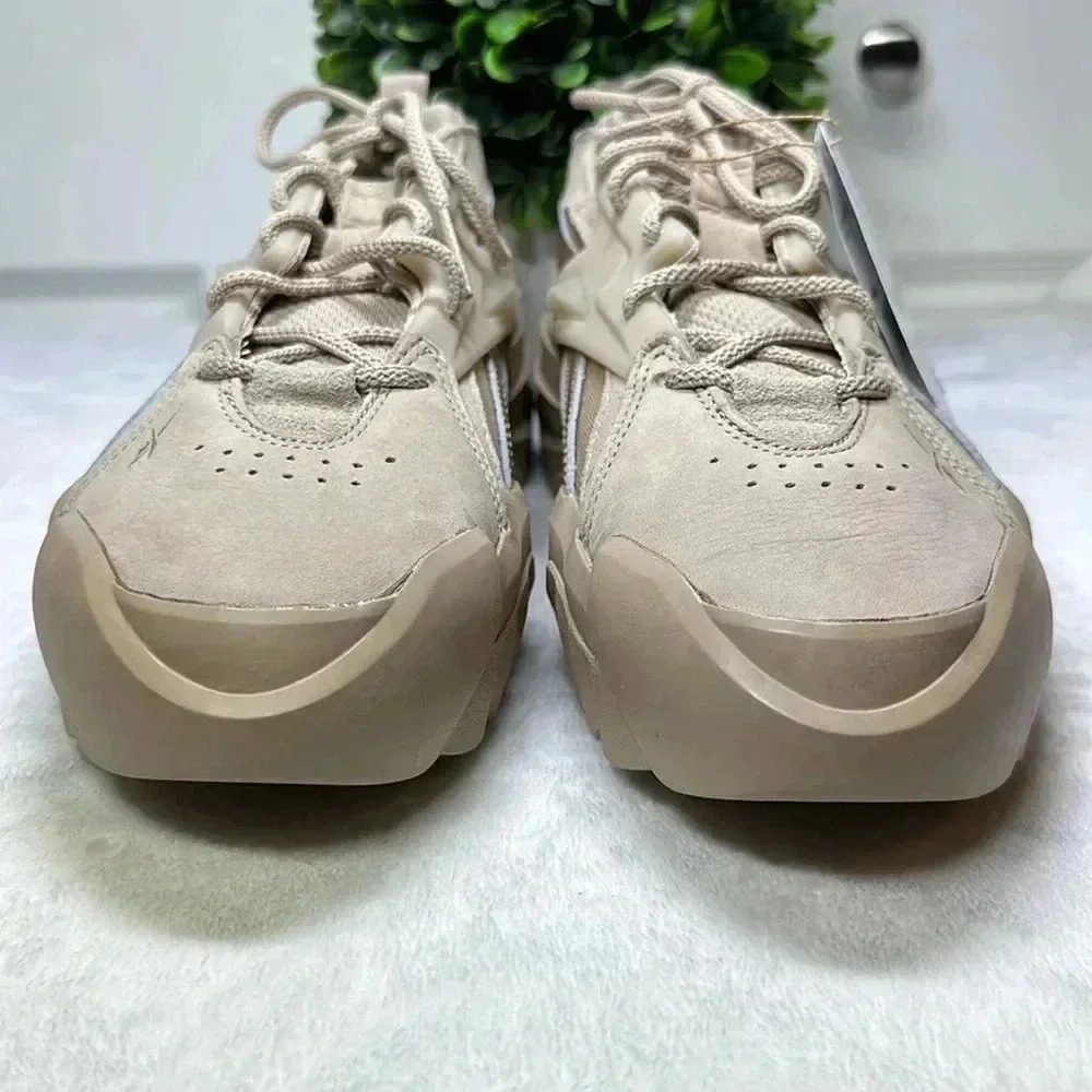Reebok SZ 9 Beige Club C Cardi Sneakers - Picture 6 of 9